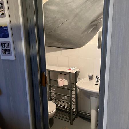 Studette Fonctionnelle Eaux Bonnes Lägenhet Exteriör bild